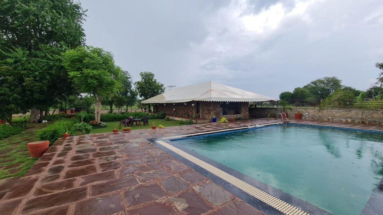 The Rustic Villa, A Stay With Luxuries Amenities And Exotic Nature Jaipur Eksteriør bilde