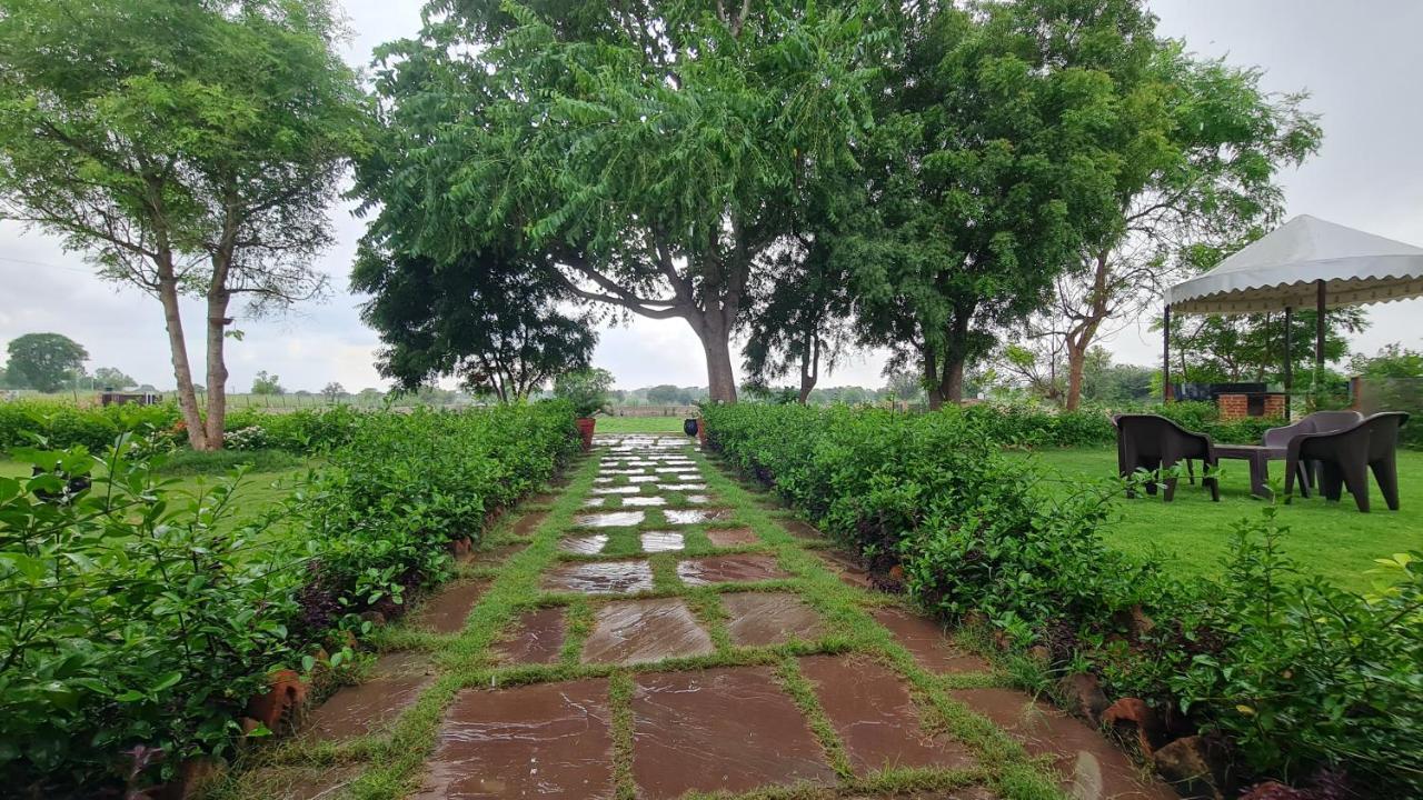 The Rustic Villa, A Stay With Luxuries Amenities And Exotic Nature Jaipur Eksteriør bilde