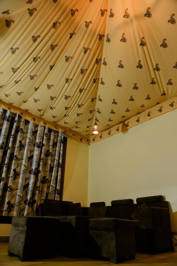 The Rustic Villa, A Stay With Luxuries Amenities And Exotic Nature Jaipur Eksteriør bilde