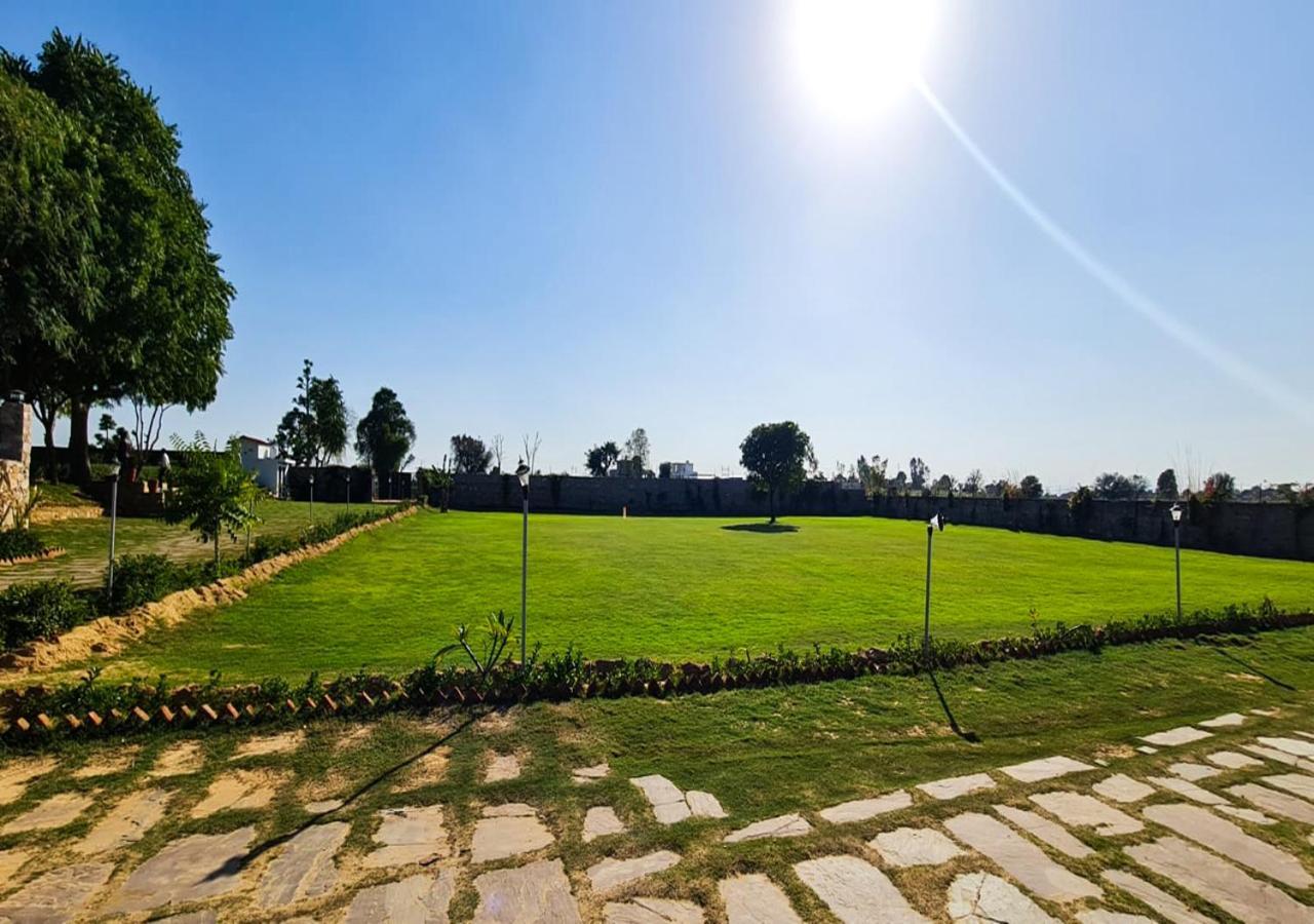 The Rustic Villa, A Stay With Luxuries Amenities And Exotic Nature Jaipur Eksteriør bilde